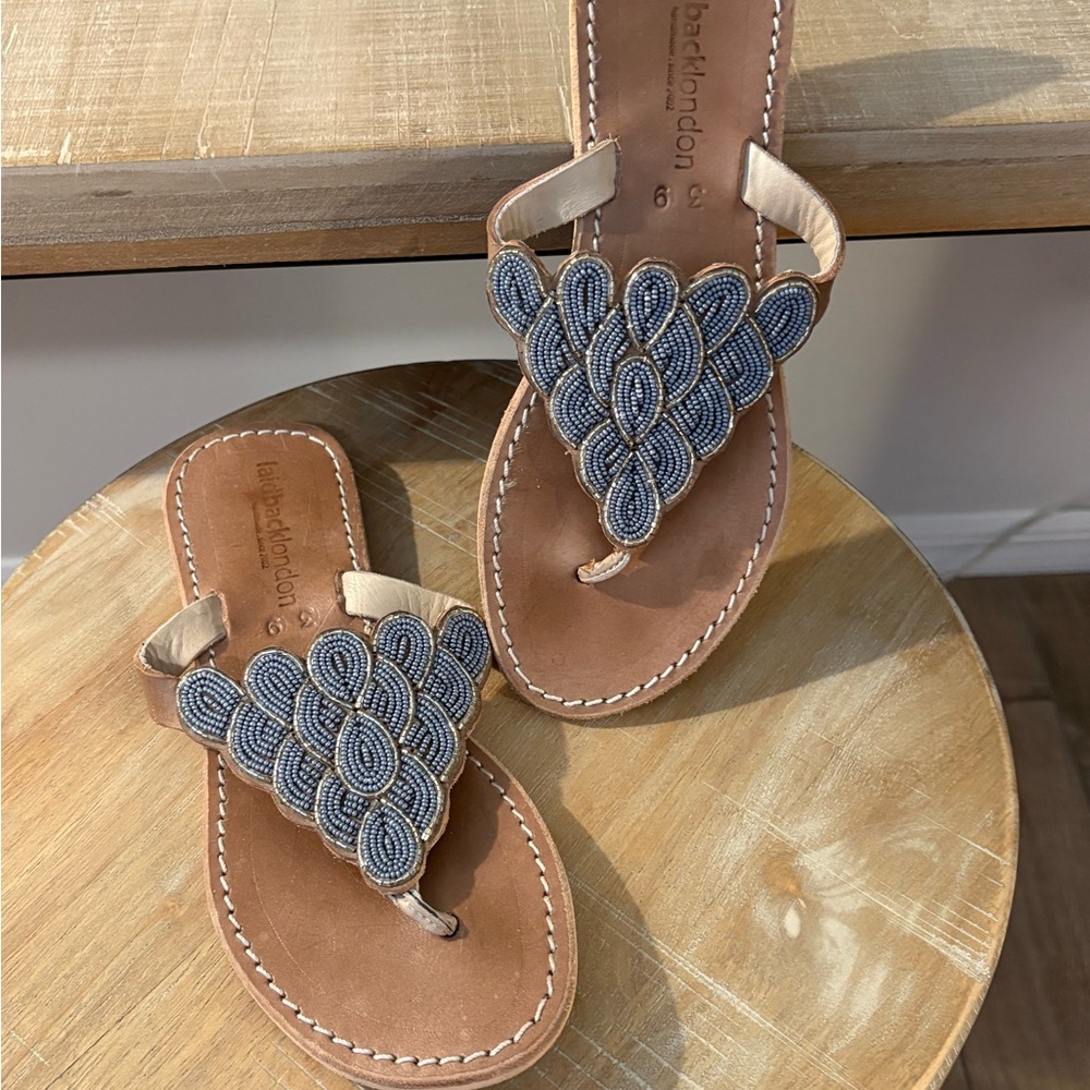 Laidback London
Embellished Flat Sandals, 39